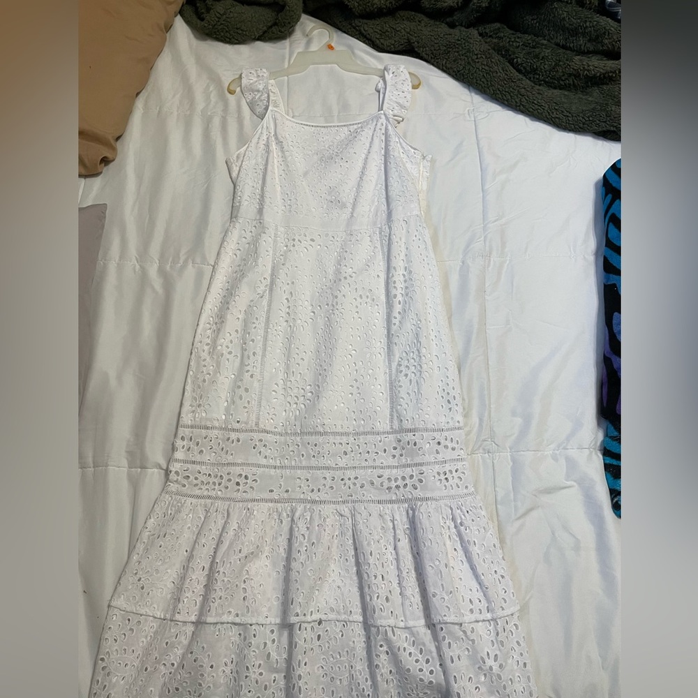 Banana Republic|| White Lace Dress